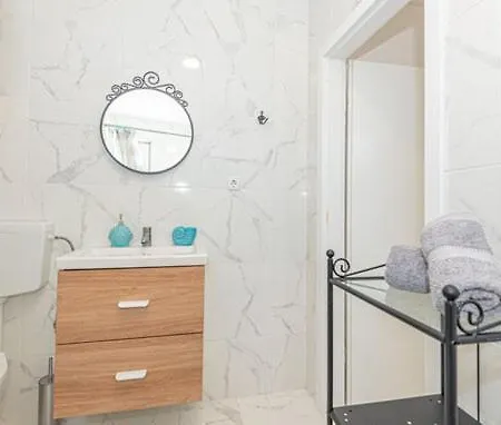 Visnjic Apartment *