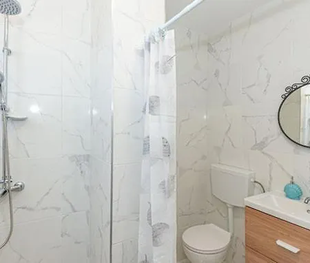 Apartment Visnjic *